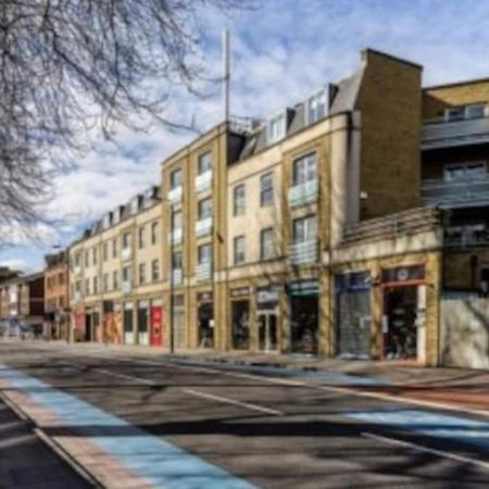 Centrally Located Flat - Battersea Park Road ลอนดอน ภายนอก รูปภาพ